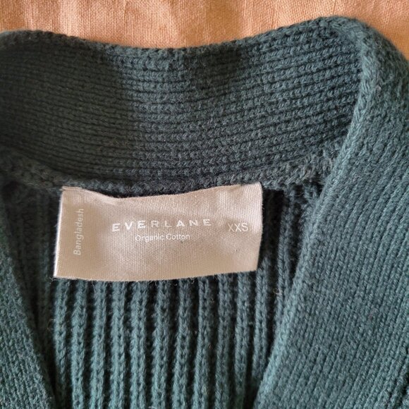 Everlane The Boxy Cardigan in Organic Cotton - Picture 3 of 7